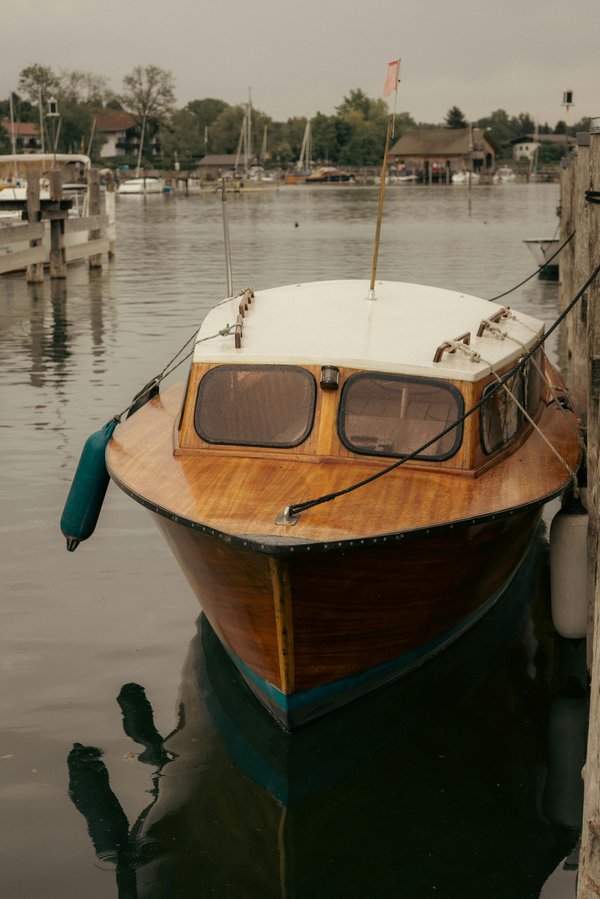 Découvrez les villages ostréicoles du Cap Ferret lors d'une balade en bateau